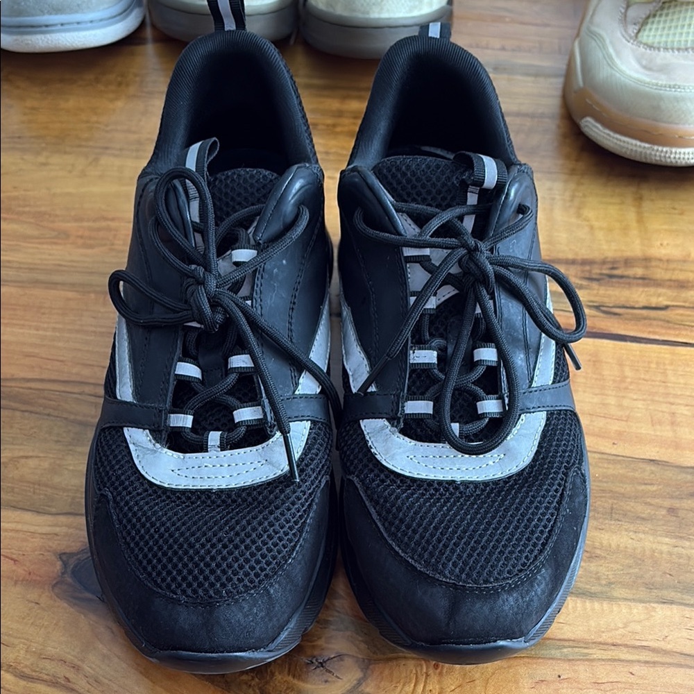 Dior B22 reflective black mesh calfskin sneakers size 10.5